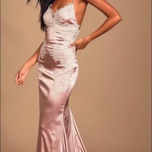 Lulus satin blush dress